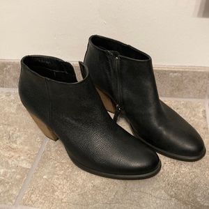 Ecco black boots